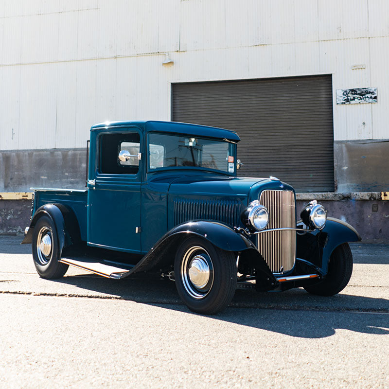 1932-34 Ford Truck.