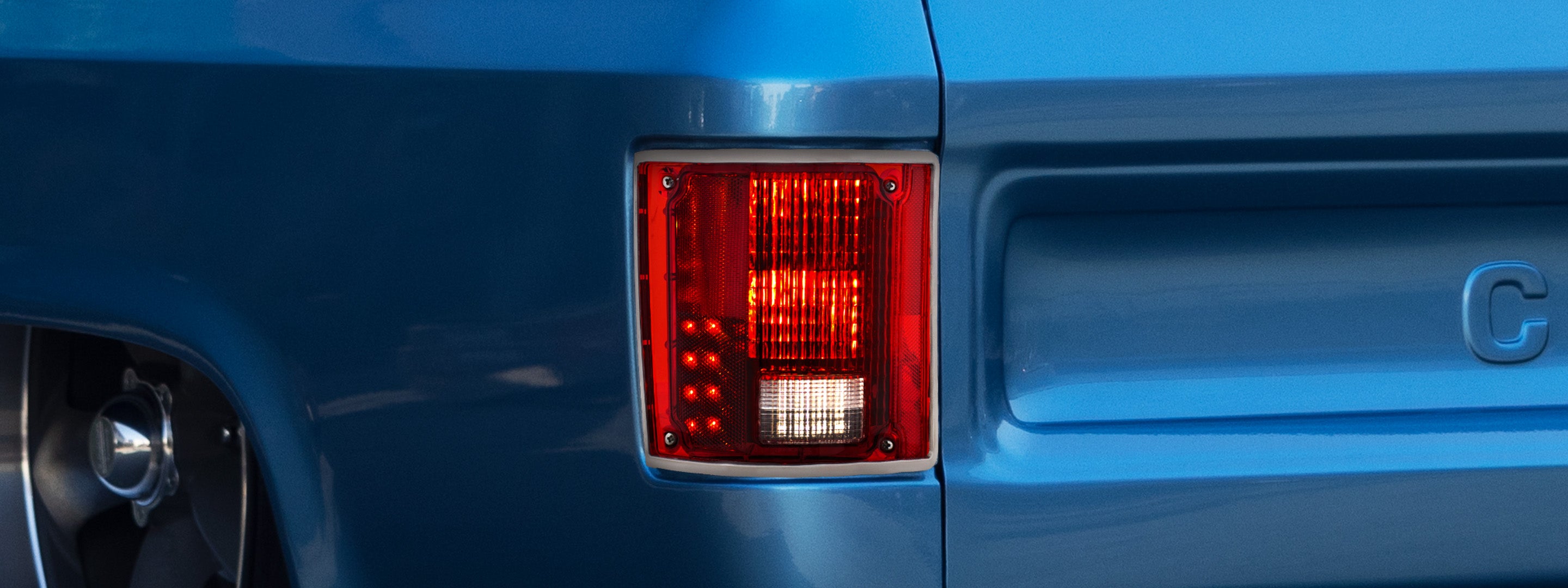 United Pacific Sequential Tail Lights